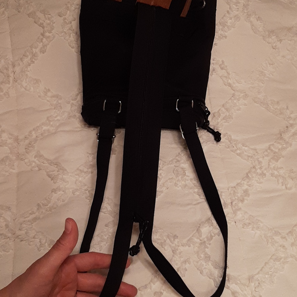 1990s erra mini backpack in black - Picture 9 of 11